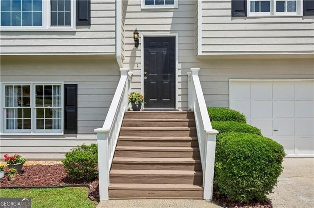 Photo of 3096 Woodcrest Way, Powder Springs, GA 30127 (MLS # 10774565)
