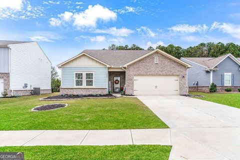 1066 Feldman Chase Loganville GA 30052