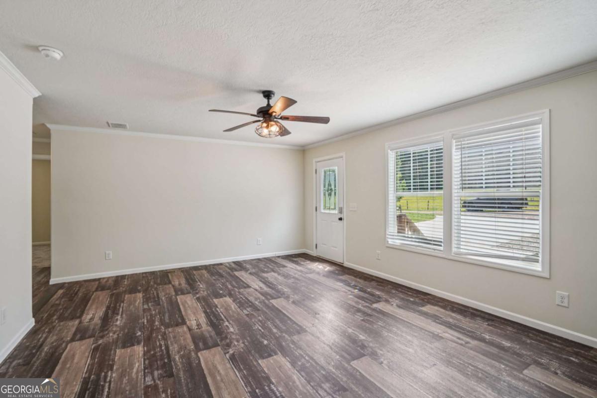 3204 Joe Parker RD