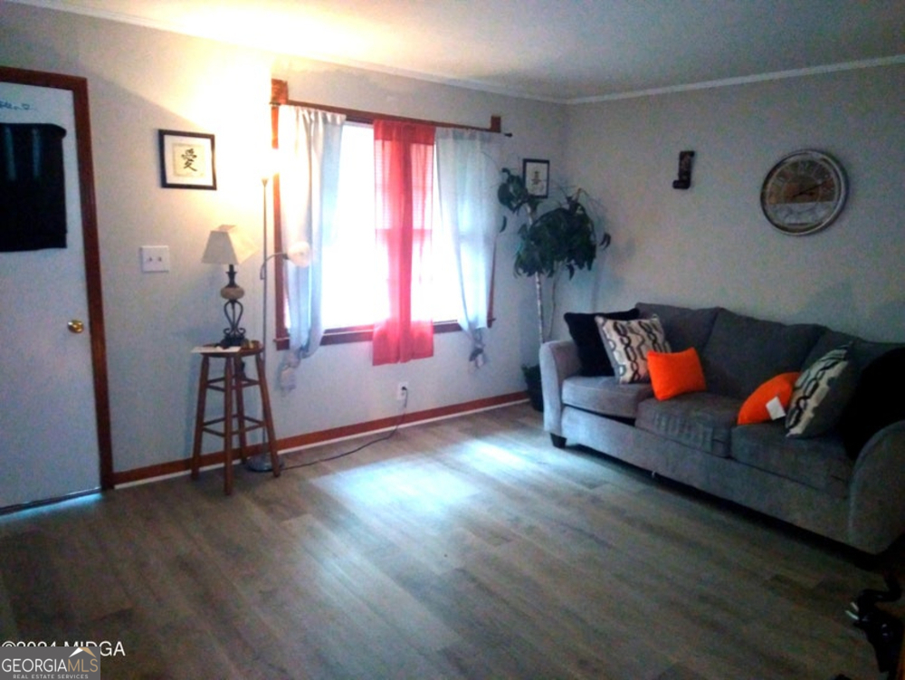 4158 Log Cabin DR