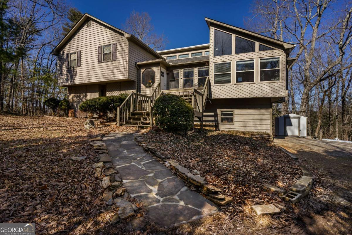 934 Greystone RD