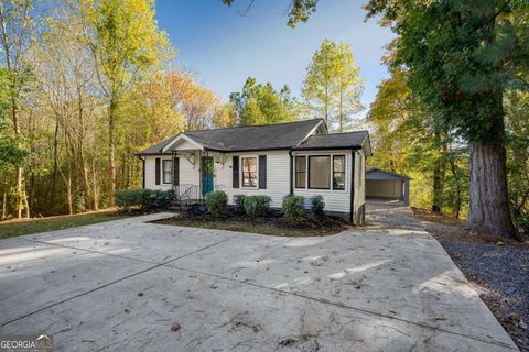 1736 Dickerson DR SE Mableton GA 30126