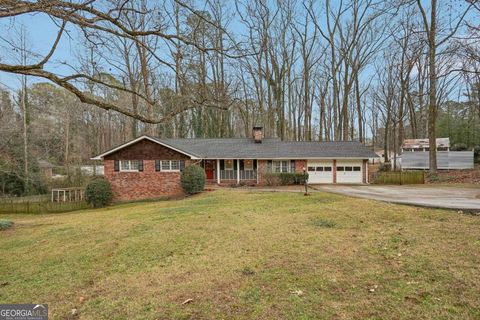 Photo of 2121 Skytop Drive, Stone Mountain, GA 30087 (MLS # 10670259)