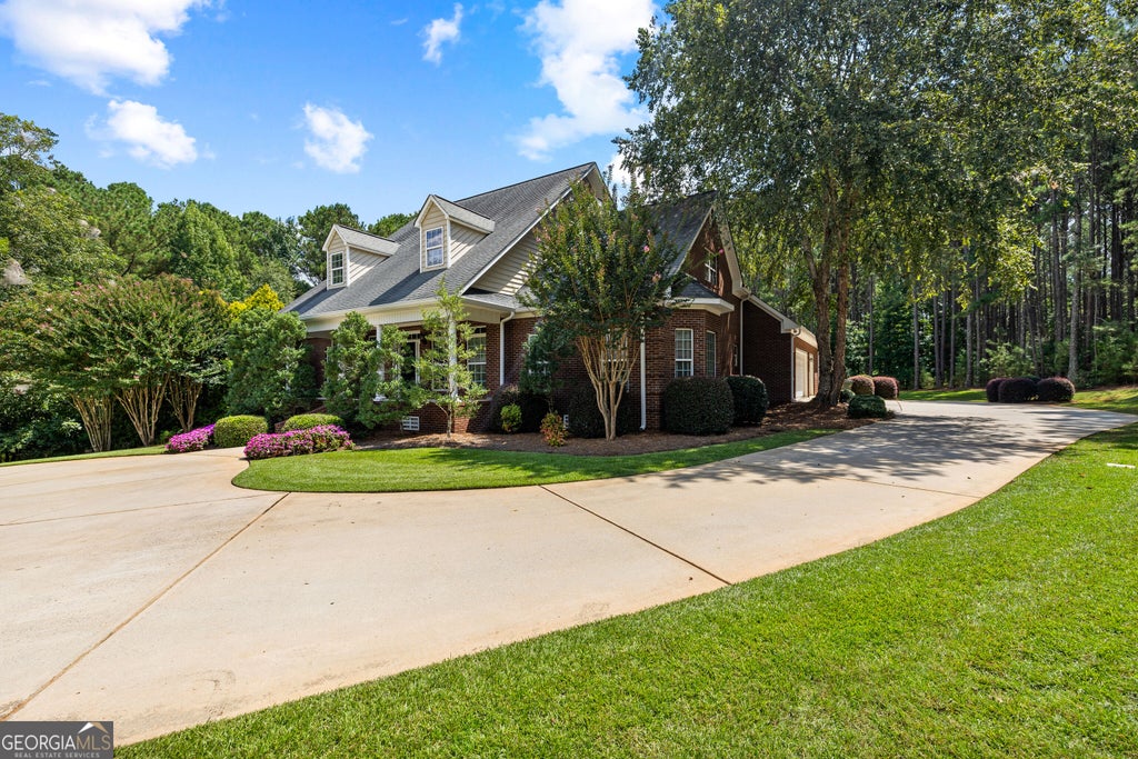 Photo of 380 Peachbelt Rd, Thomaston, GA 30286 (MLS # 10842193)