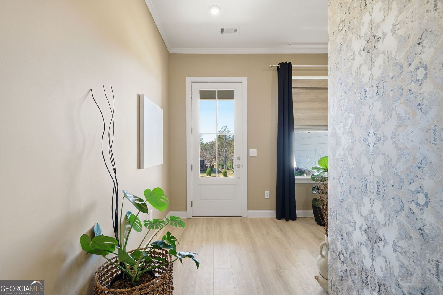 375 Linger Longer DR