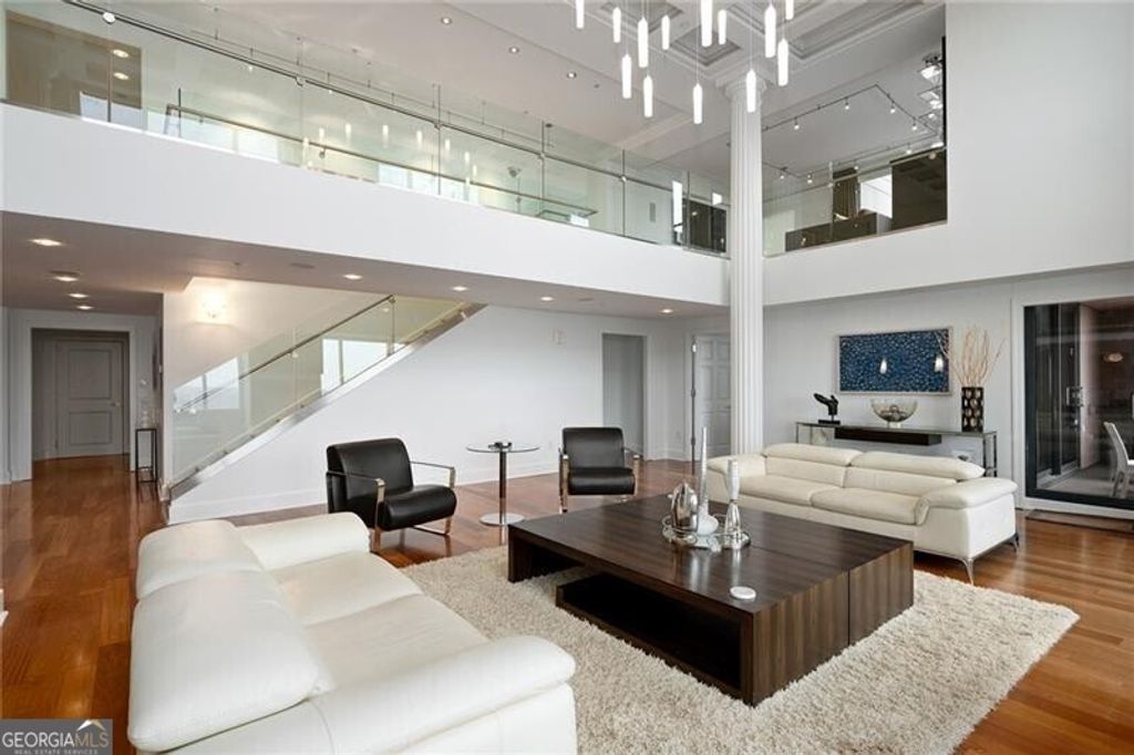 Photo of 75 14th Street NE #4820, Atlanta, GA 30309 (MLS # 10806031)