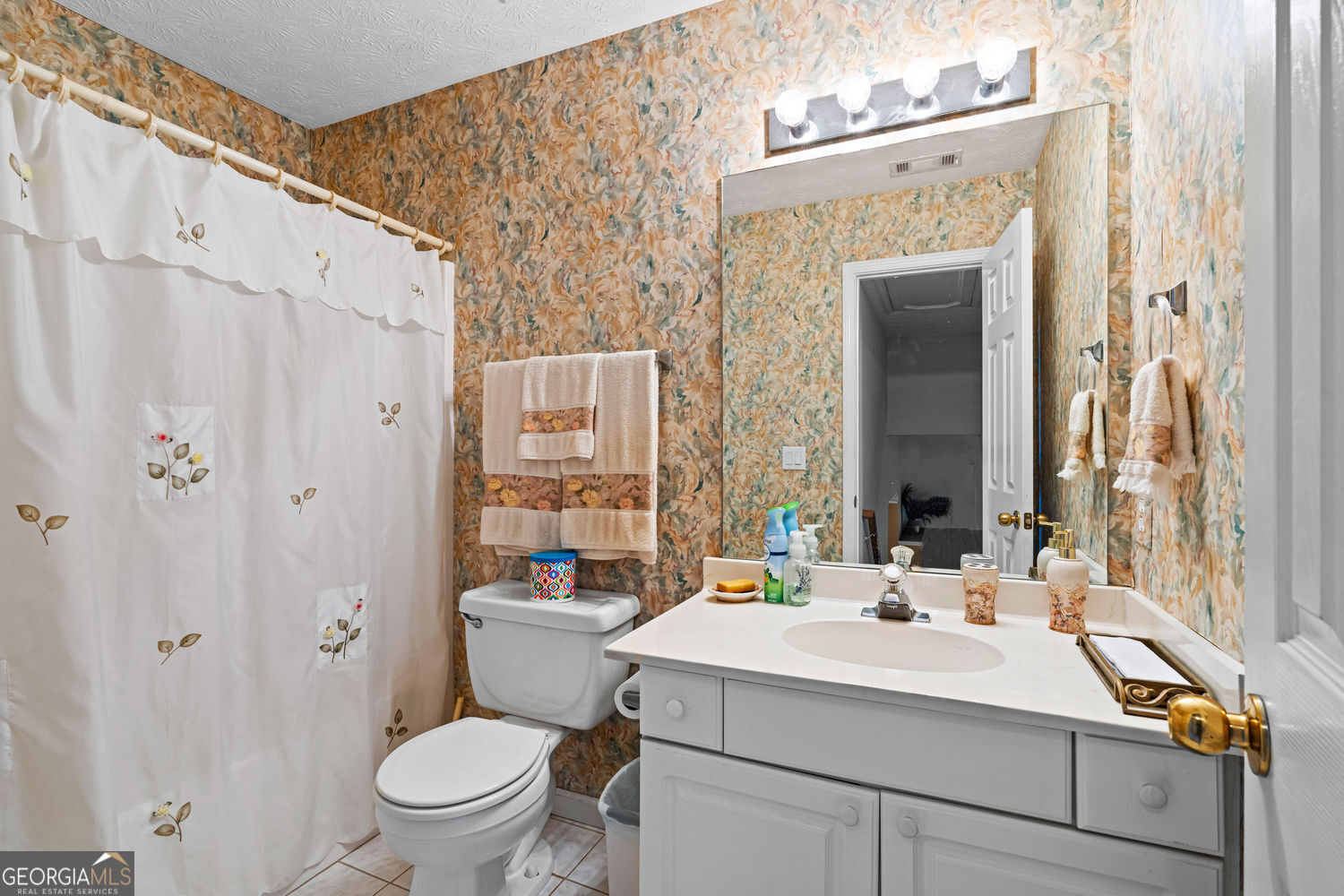 Covington, Georgia 30016, United States, 4 Bedrooms Bedrooms, ,4 BathroomsBathrooms,Residential,Active,195159