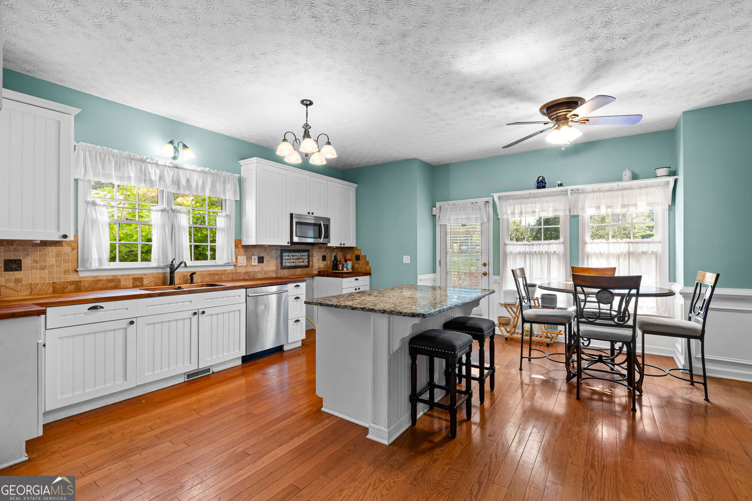 Covington, Georgia 30016, United States, 4 Bedrooms Bedrooms, ,4 BathroomsBathrooms,Residential,Active,195159