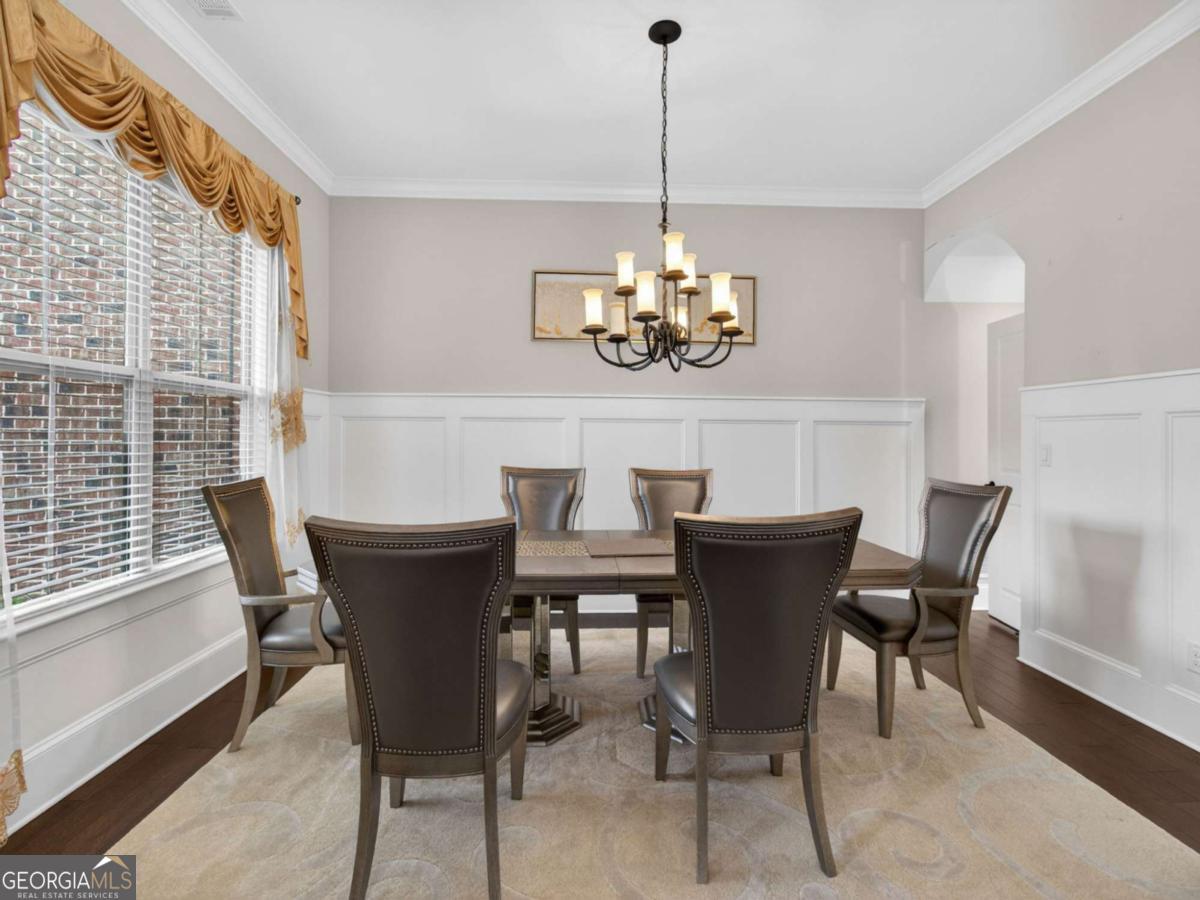 2555 Wood Fern LN