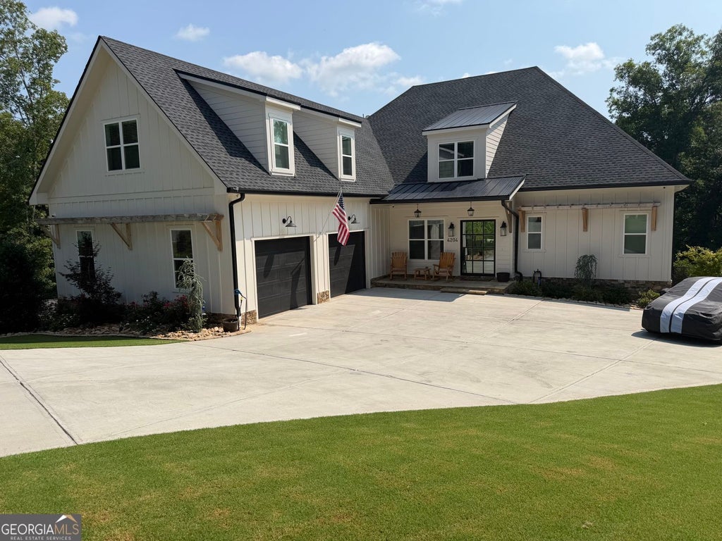 Photo of 4204 Bayridge Drive, Gainesville, GA 30506 (MLS # 10795158)