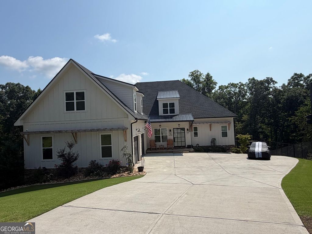 Photo of 4204 Bayridge Drive, Gainesville, GA 30506 (MLS # 10795158)