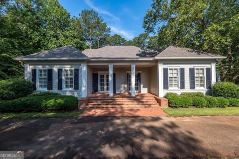 A home in Pine Mountain