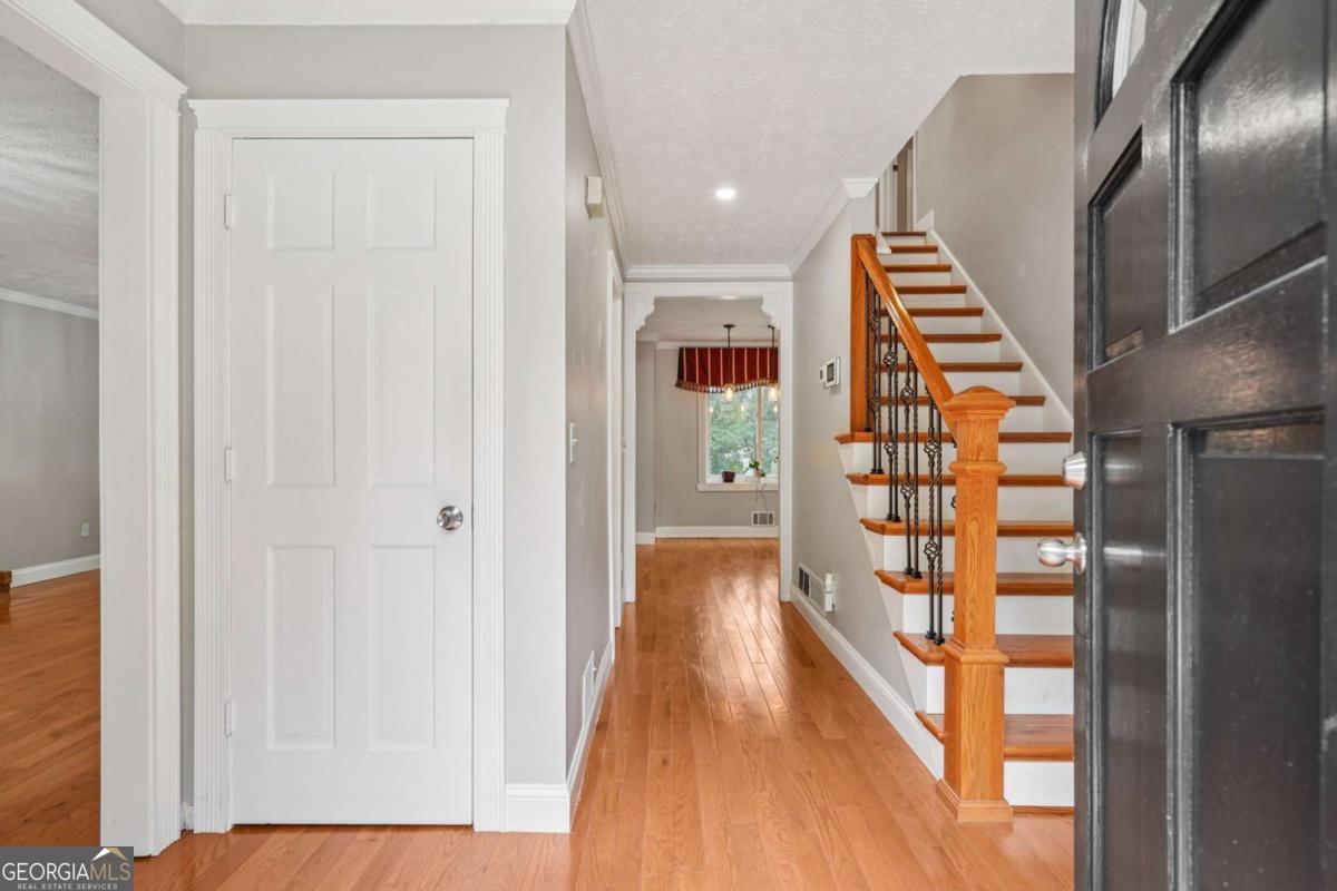 2101 Dawn CT