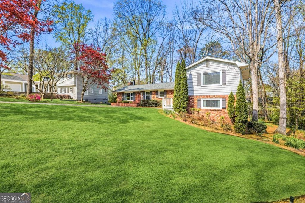 Photo of 5398 Harris Circle, Atlanta, GA 30338 (MLS # 10717663)