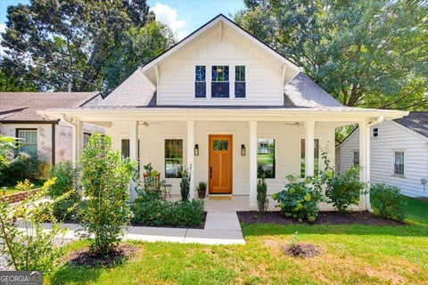 Photo of 796 Beechwood Avenue SW, Atlanta, GA 30310 (MLS # 10844043)