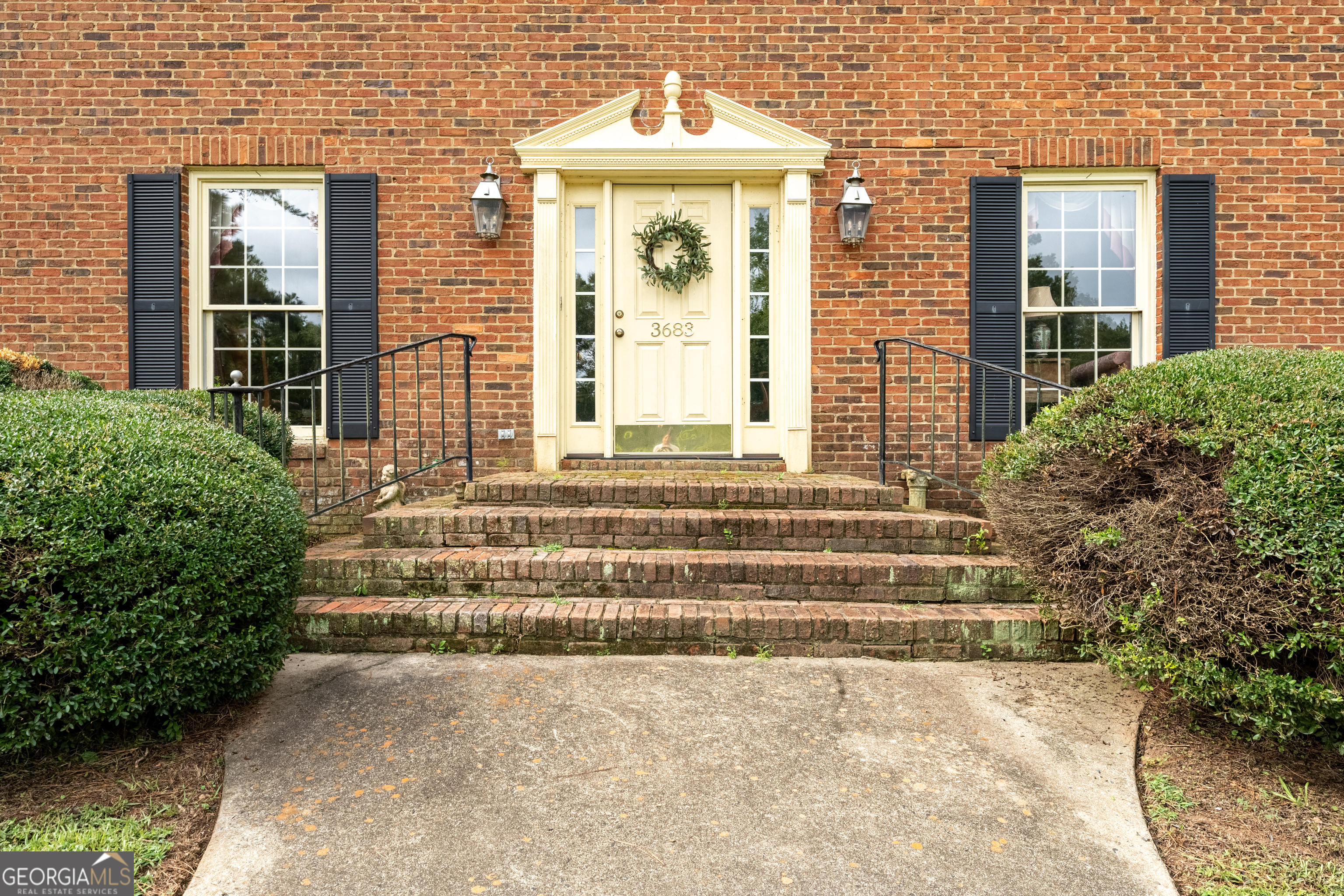 3683 Sussex CT