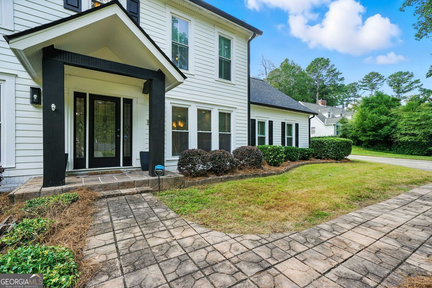 8675 Lake Forest DR