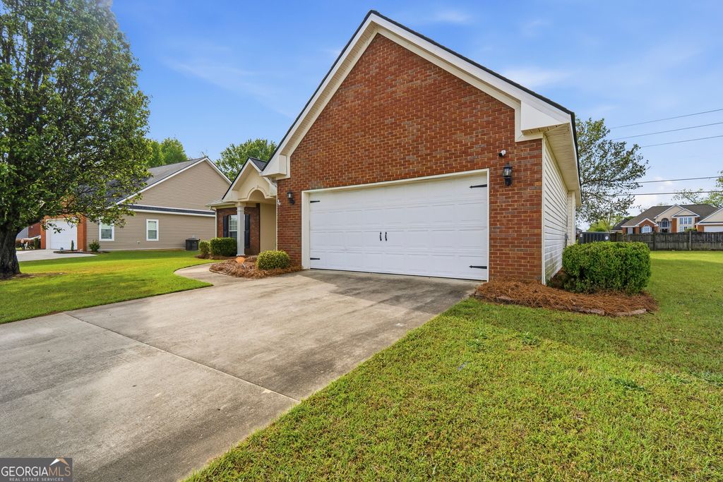 Photo of 116 Sarakay Circle, Macon, GA 31216 (MLS # 10727739)