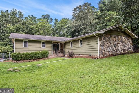 Photo of 371 Lake Drive SE, Calhoun, GA 30701 (MLS # 10716194)