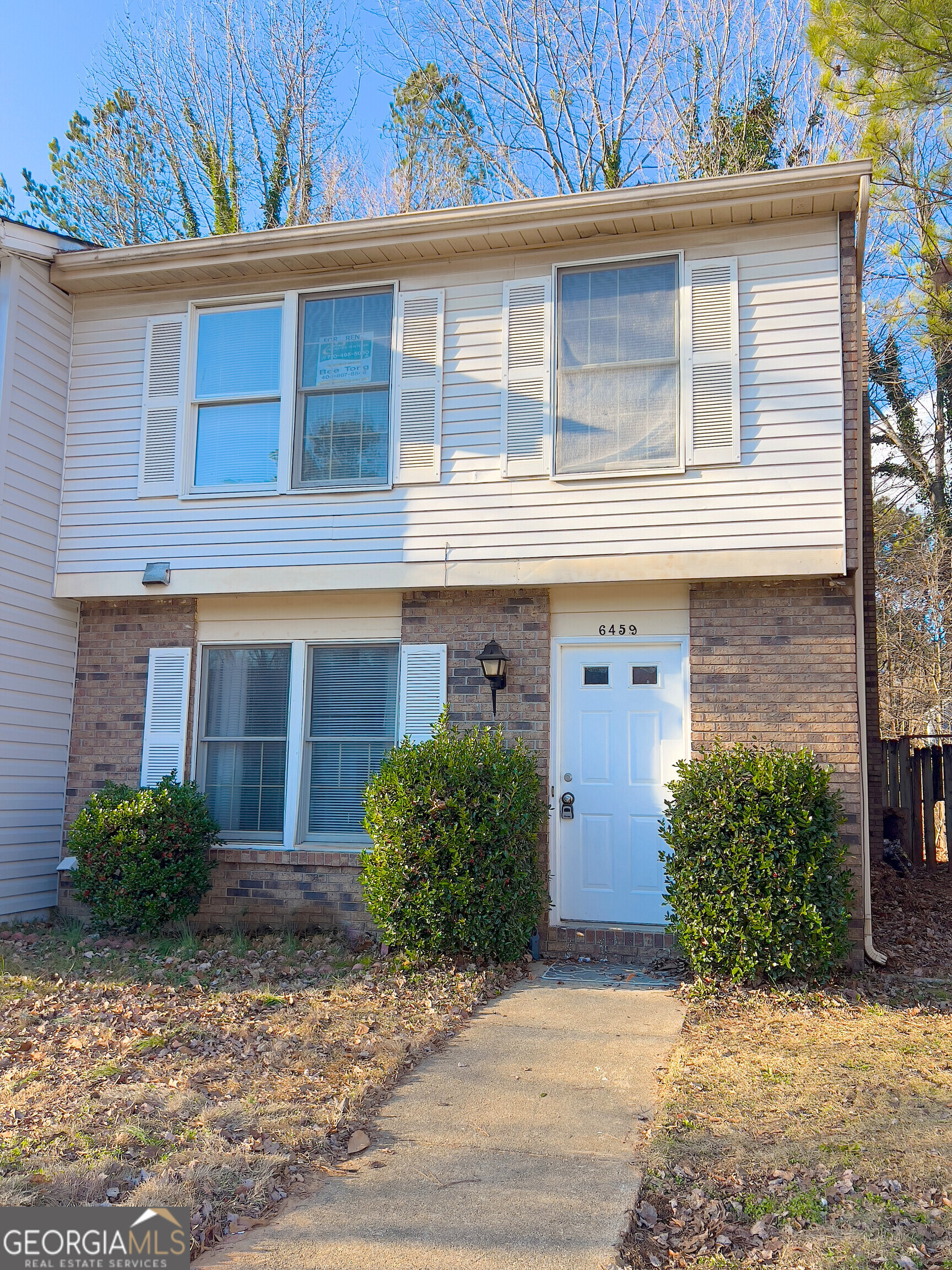 BEST LOCATION ~ Located in PEACHTREE CORNERS close to Hwy 285! Peaceful & quite neighborhood hidden in the vibrant Peachtree Corners city, while having easy access to Peachtree Industrial Blvd / I285 / I85, shopping at The Forum on Peachtree Pkwy, Towne Center and close to Lifetime Fitness, YMCA & more! Great school system & zoned into Paul Duke Stem High School! This Corner Lot Townhome features 2 spacious Primary bedrooms, 2.5 Full baths & sliding glass doors lead out to the private fenced-in patio/garden complete with a storage shed. 2 parking spaces right in front of the home. * Minimum requirements include ~ Minimum one year lease, No smoking/vaping, Income must be 3 x rental amount, require Proof of Income, Landlord reference, Employer reference & Driver License copy. No Eviction or Bankruptcy histories. Applications required. Approval decision is solely at the discretion of the Landlord. *
