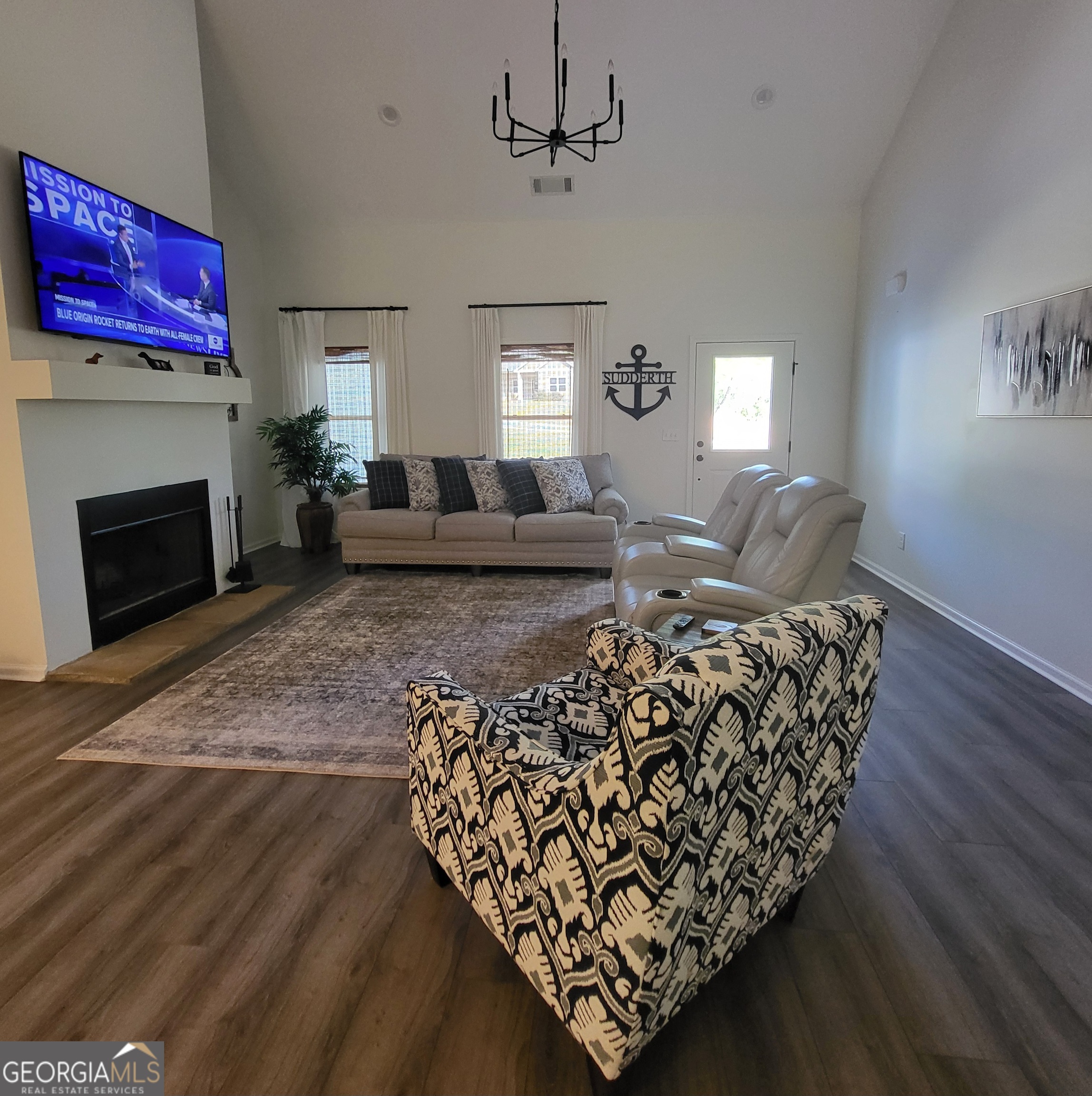 177 Maple DR