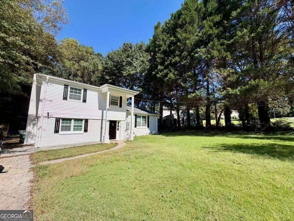 Photo of 2736 Eaton Place, Atlanta, GA 30341 (MLS # 10873628)