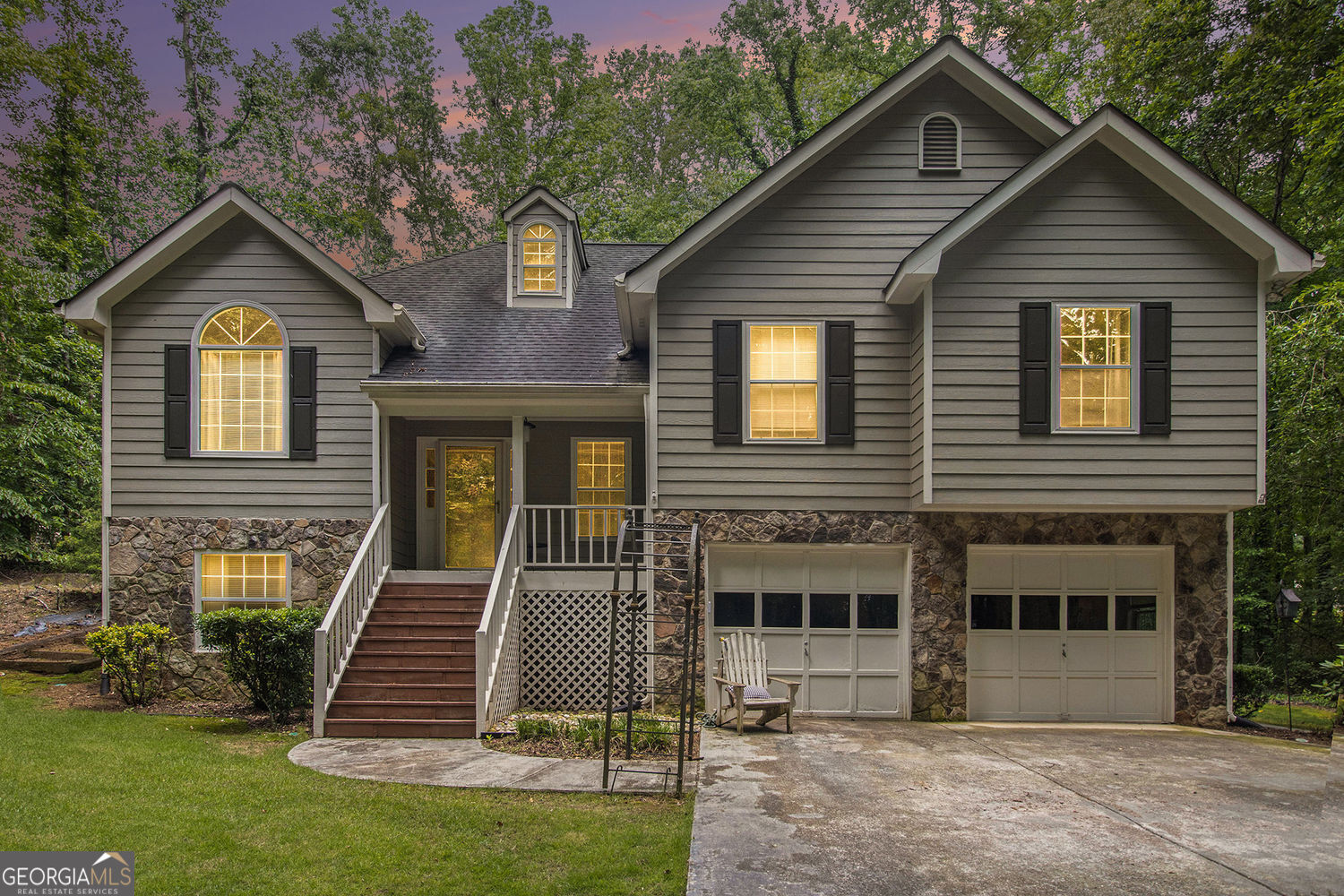 3365 NE Ivy Lake Drive Northeast DR