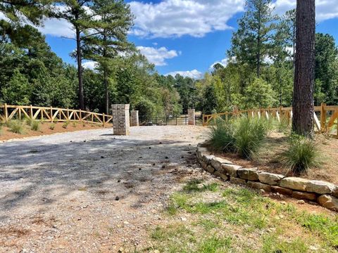Photo of 0 Harmony Gates Drive #TRACT 24, Commerce, GA 30530 (MLS # 10193711)