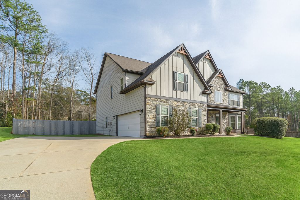 Photo of 150 Bellemeade Court, Fayetteville, GA 30215 (MLS # 10650470)