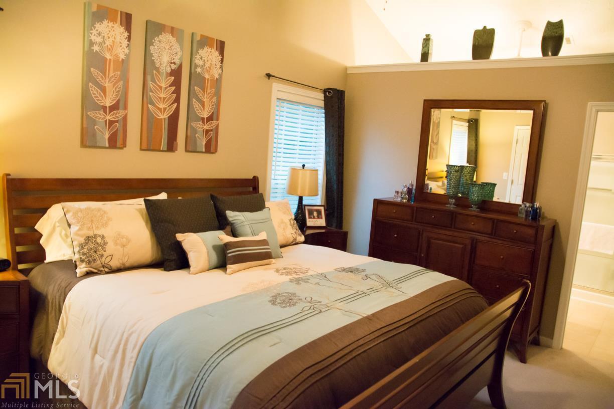 Oaks At Charleston Commons - Residential