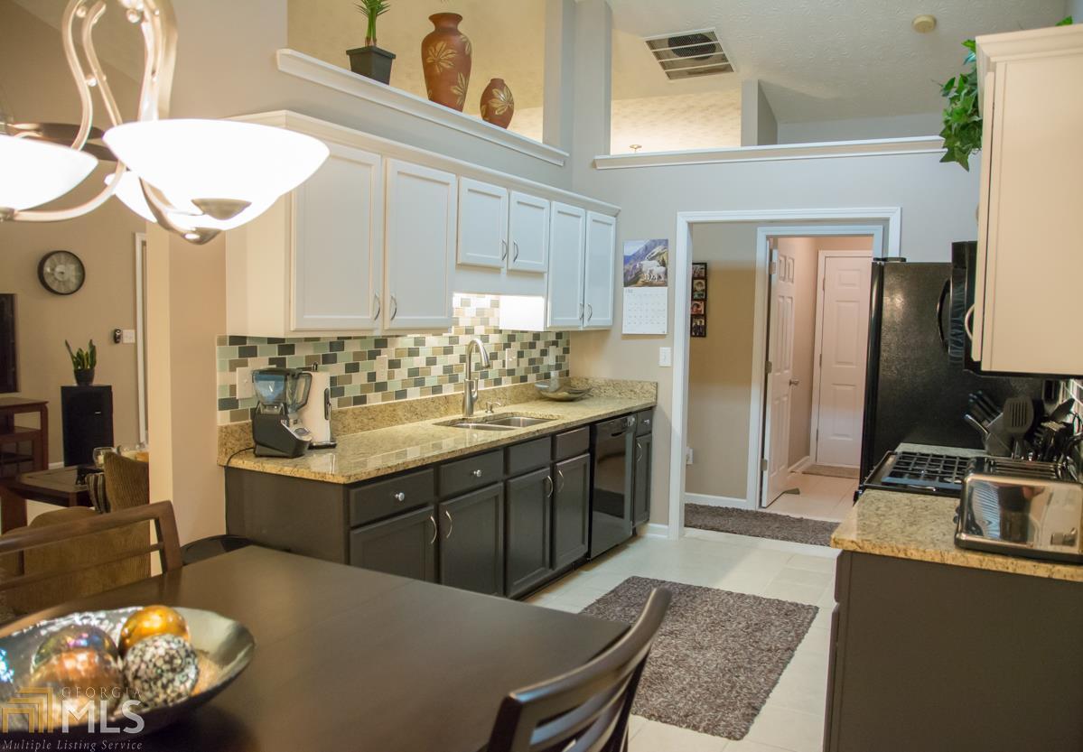 Oaks At Charleston Commons - Residential
