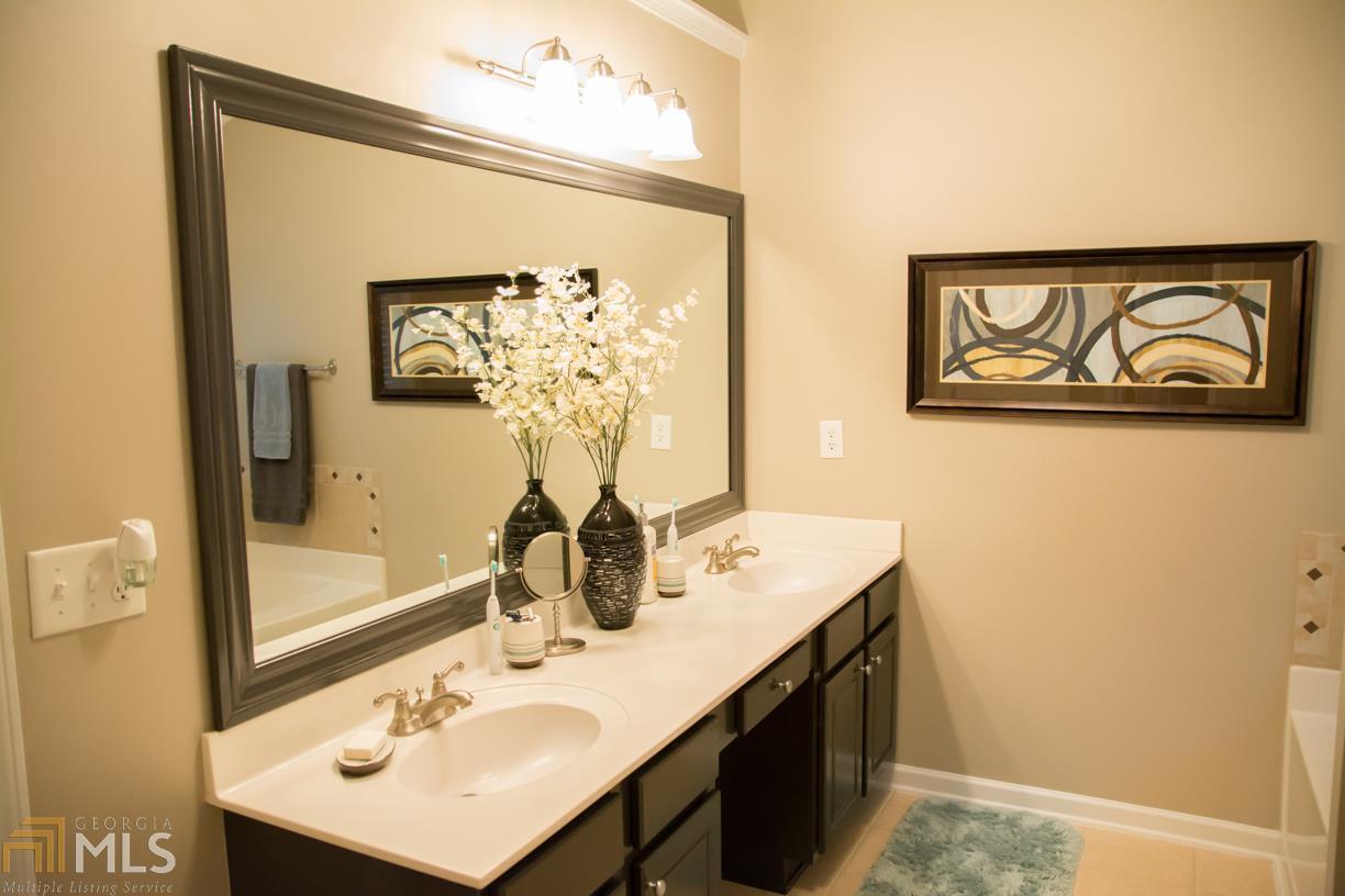 Oaks At Charleston Commons - Residential