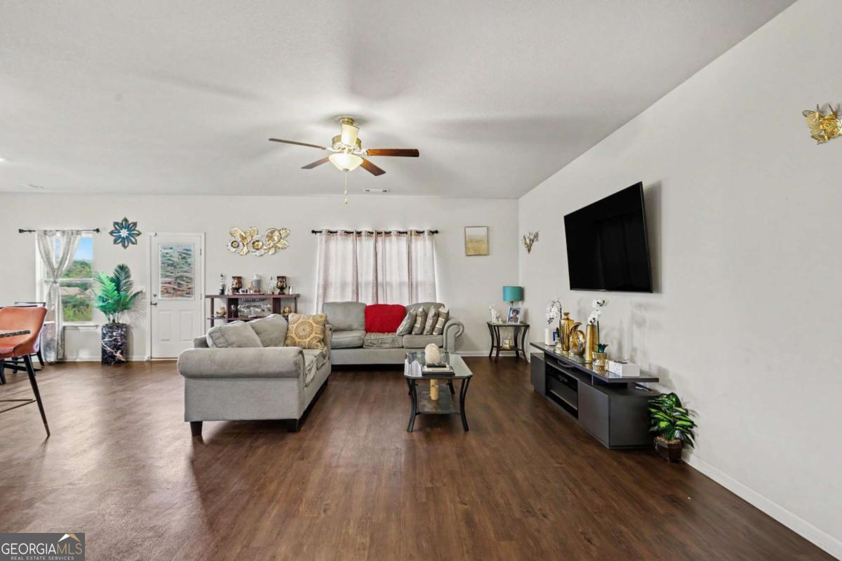 3715 Tommyhawk CT
