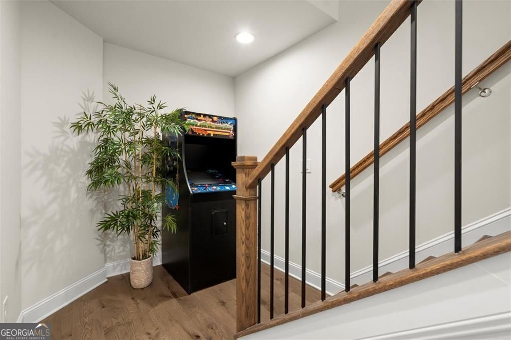 CHELSEA WALK - Residential