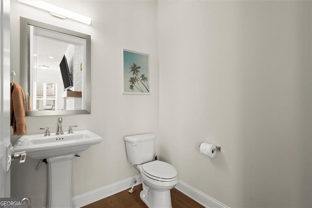 CHELSEA WALK - Residential
