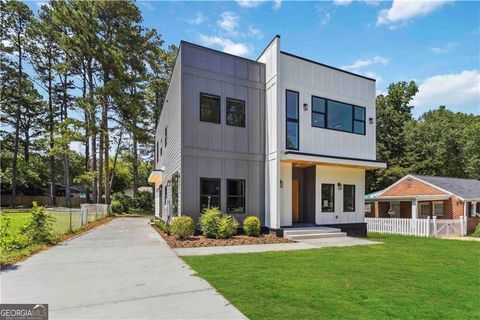 1554 Columbia CIR Decatur GA 30032