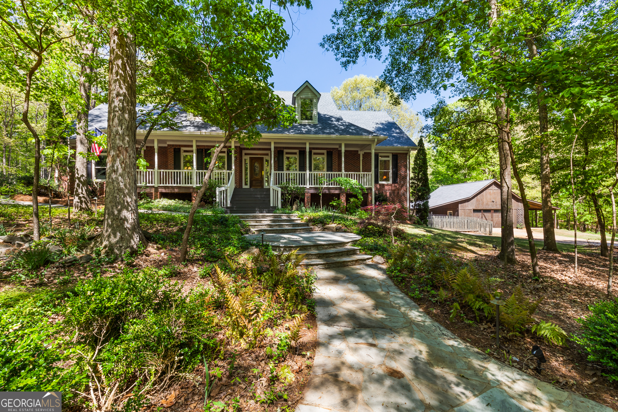 270 Evans WAY
