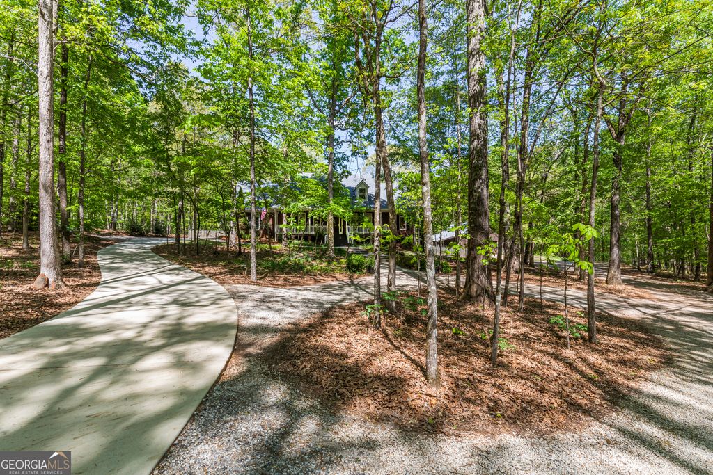 Photo of 270 Evans Way, Fayetteville, GA 30215 (MLS # 10771050)