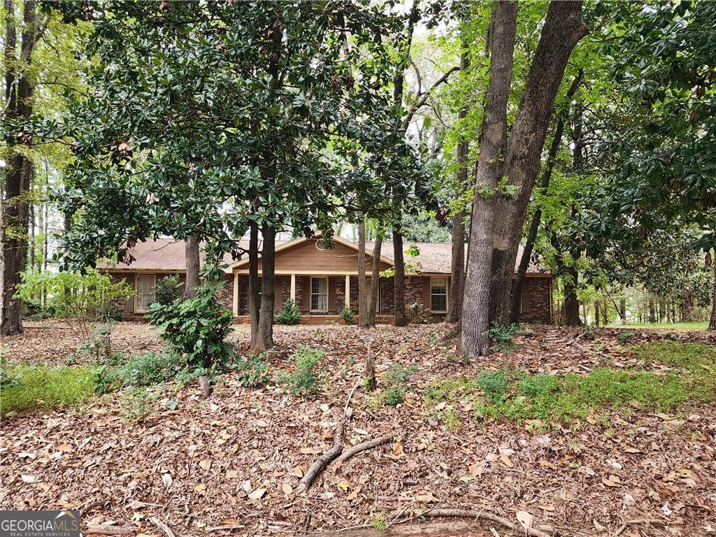 Investor Special! Great opportunity in the established Havenridge subdivision! This 4BR/2BA ranch sits on over an acre with tons of potential and instant equity. Features include hardwood flooring, brick exterior, full unfinished basement, and a spacious layout ready for renovation or rental. Conveniently located near schools, parks, and shopping. Sold as-is - bring your vision and make this property shine!