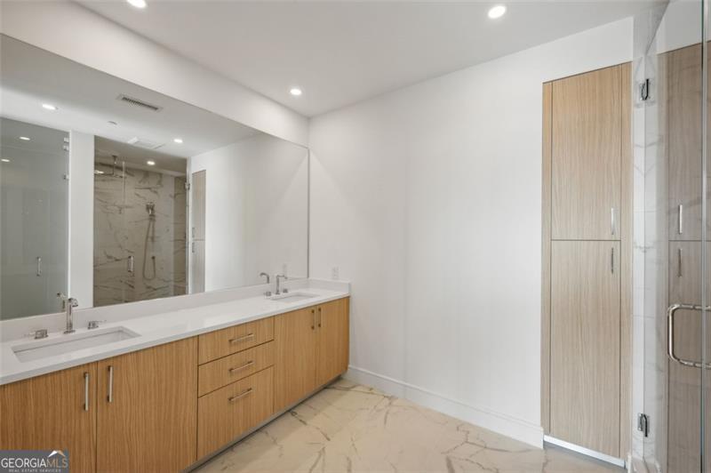 2425 Peachtree RD 510