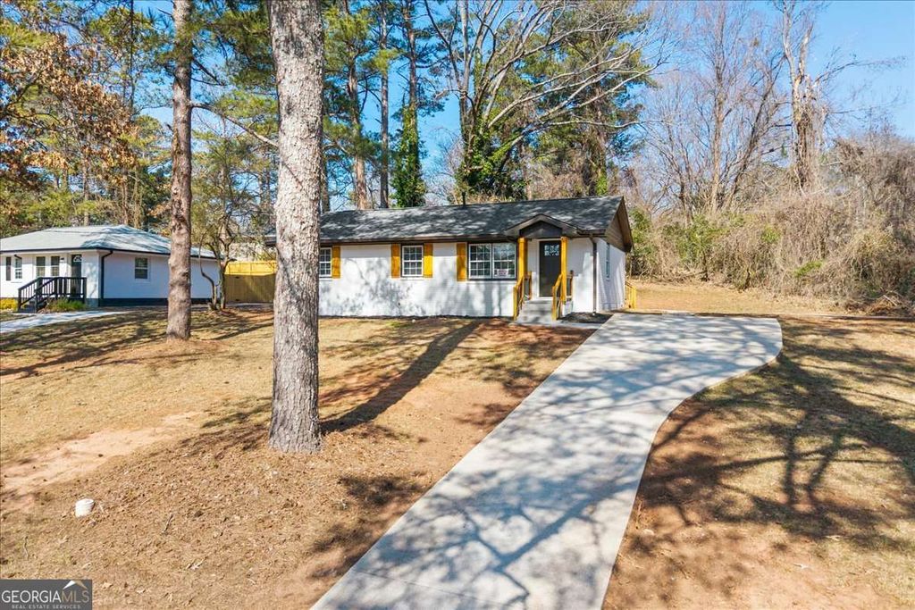 Photo of 3770 Larkspur Terrace, Decatur, GA 30032 (MLS # 10688778)