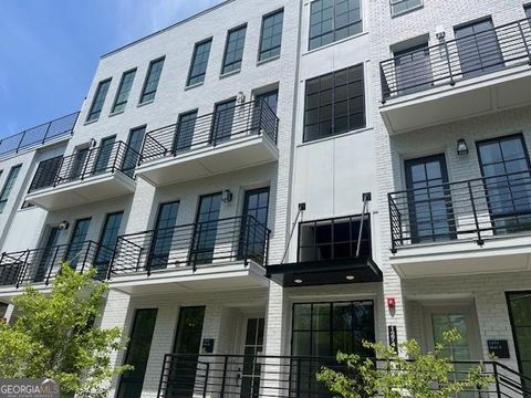 Photo of 988 Bibbs Circle Cir NW #31, Atlanta, GA 30318 (MLS # 10646015)