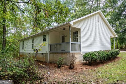 A home in Newnan