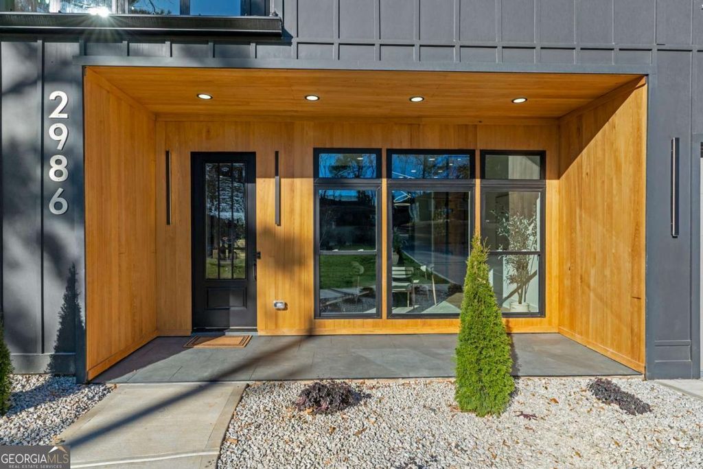 Photo of 2986 San Jose Drive, Decatur, GA 30032 (MLS # 10664572)