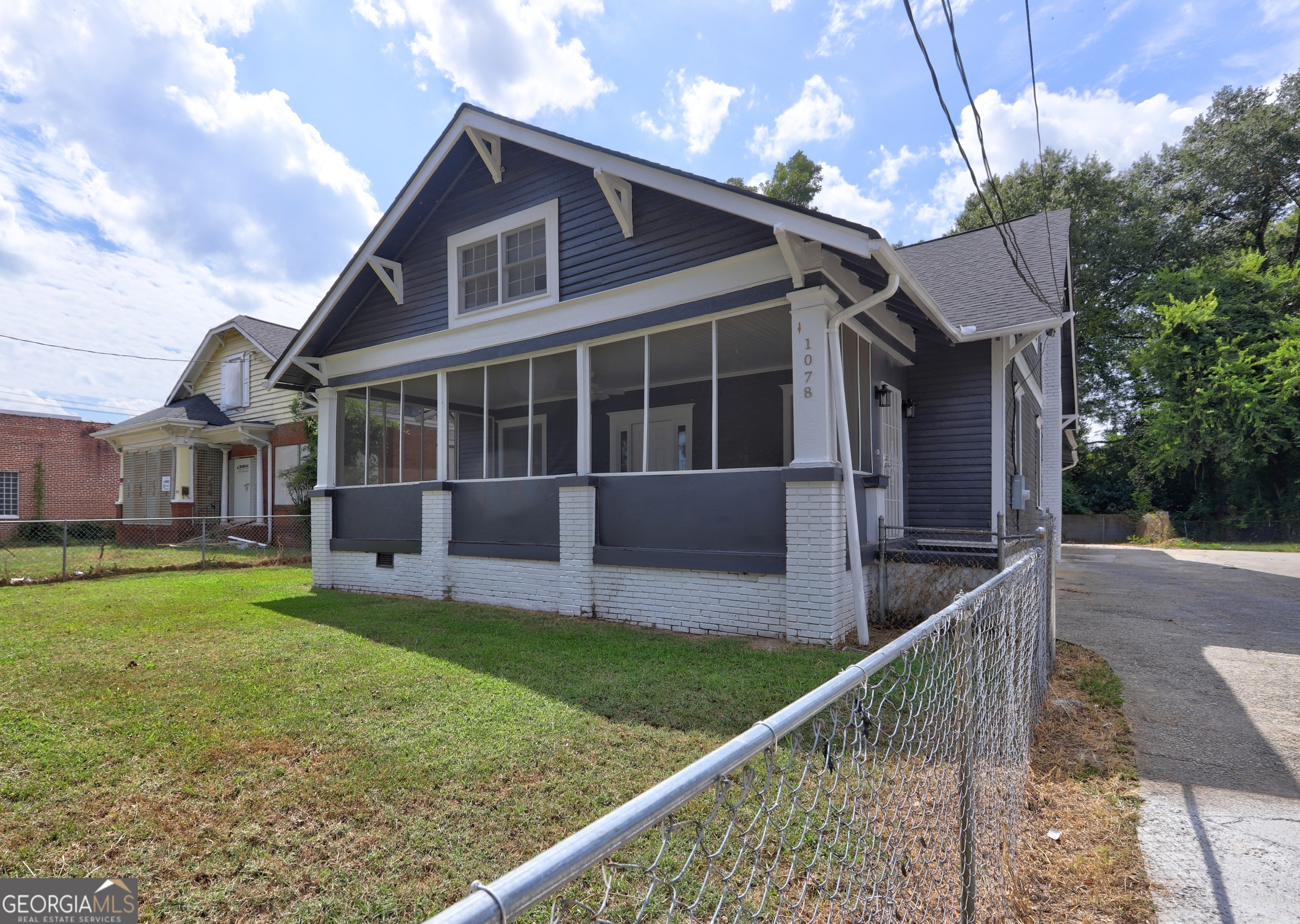 1078 Arlington AVE SW