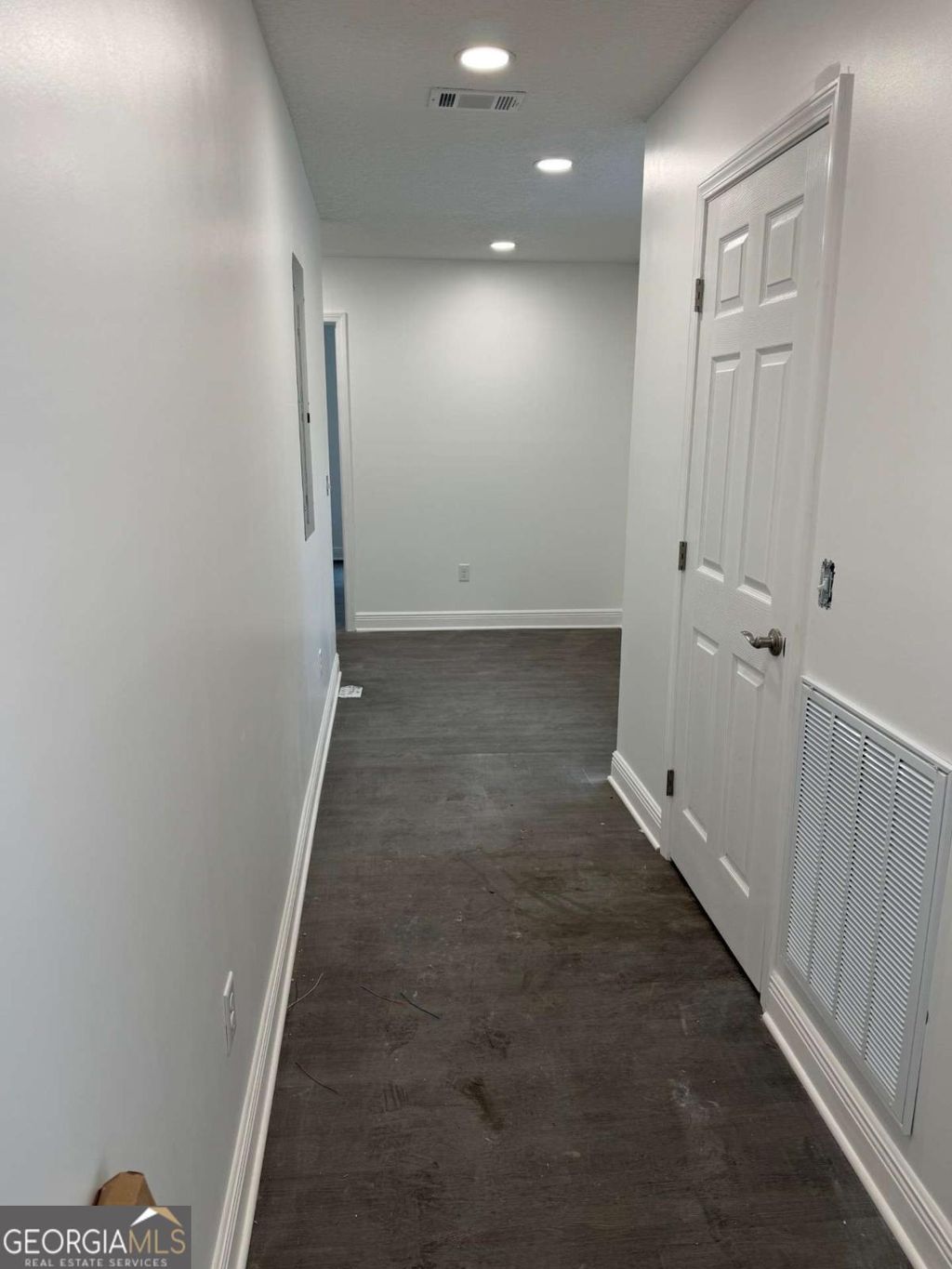 Photo of 107 Hawks Place, Waynesville, GA 31566 (MLS # 10724592)