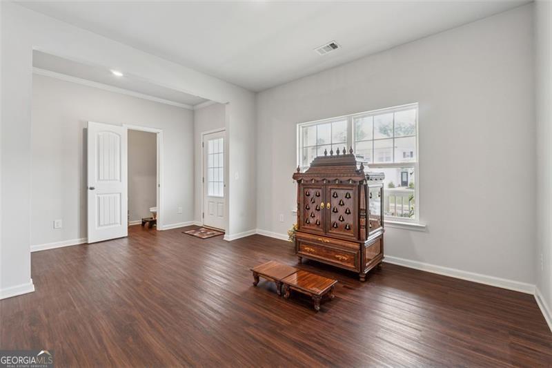 520 Edgemore RD