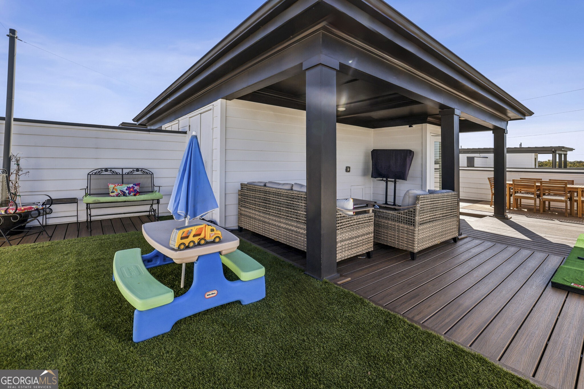 Ten29 West - Residential