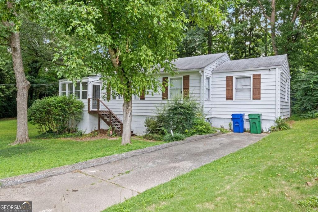 Photo of 1738 Duke Road, Atlanta, GA 30341 (MLS # 10700767)