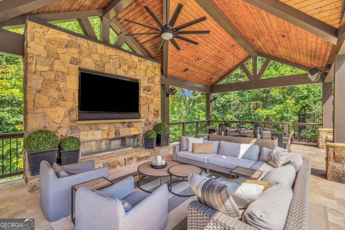 1580 Bramble Bush WAY